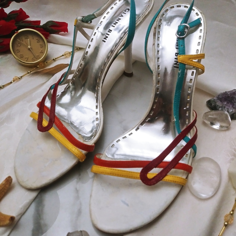 Gianni Bini 'Majestic' Heels 👠
